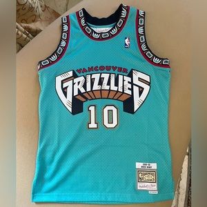 Vancouver Grizzlies Mike Bibby Mitchell & Ness Jersey